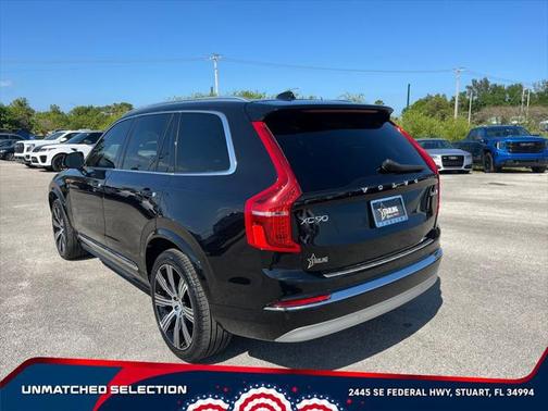 2022 Volvo XC90 T6 Inscription