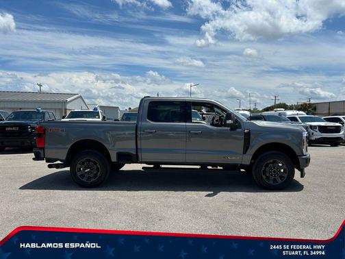 CARBONIZED GRAY 2024 Ford F-250 Lariat