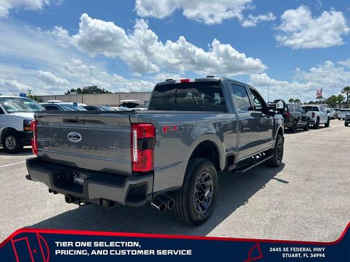 CARBONIZED GRAY 2024 Ford F-250 Lariat