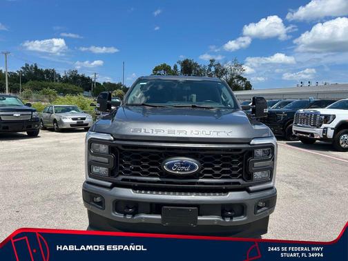 CARBONIZED GRAY 2024 Ford F-250 Lariat