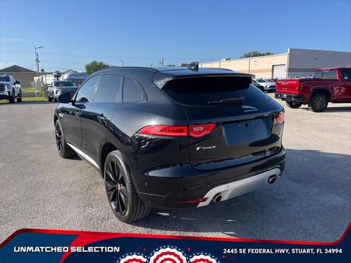 2019 Jaguar F-PACE S
