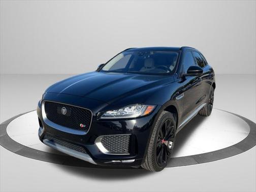 2019 Jaguar F-PACE S