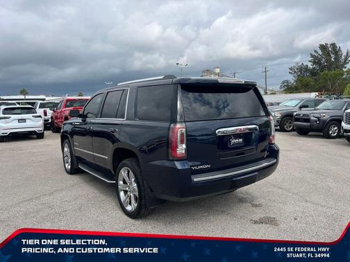 Dark Sapphire Blue Metallic 2018 GMC Yukon Denali