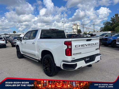 Iridescent Pearl Tricoat 2023 Chevrolet Silverado 1500 High Country