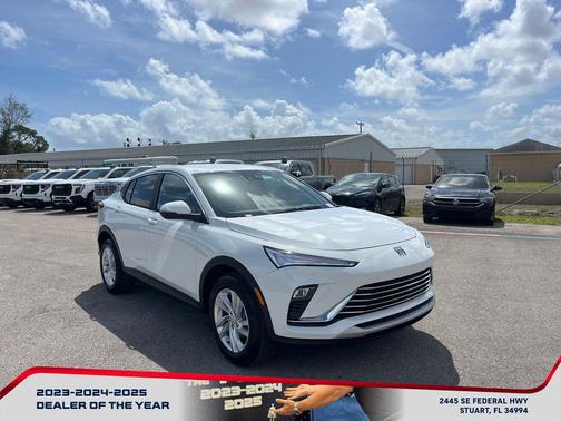 Summit White 2026 Buick Envista Preferred FWD