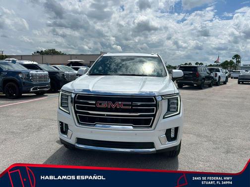 White Frost Tricoat 2021 GMC Yukon SLT