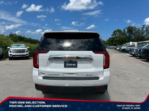 White Frost Tricoat 2021 GMC Yukon SLT