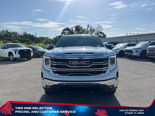 Glacier White Tricoat 2026 GMC Sierra 1500 SLT