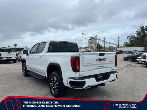 Summit White 2025 GMC Sierra 1500 AT4