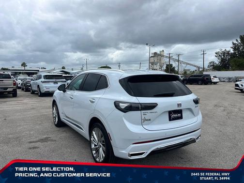 Iridescent White Tricoat 2026 Buick Envision Avenir AWD