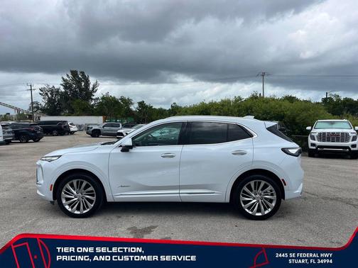 Iridescent White Tricoat 2026 Buick Envision Avenir AWD