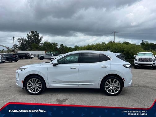 Iridescent White Tricoat 2026 Buick Envision Avenir AWD