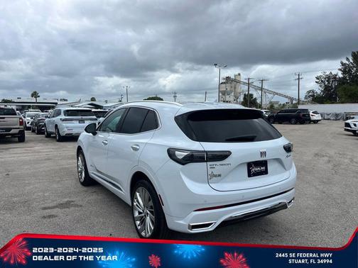 Iridescent White Tricoat 2026 Buick Envision Avenir AWD