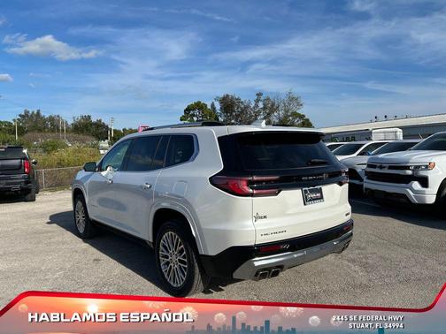 2024 GMC Acadia Denali