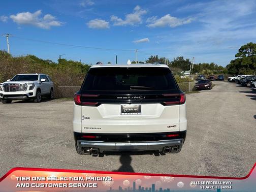 2024 GMC Acadia Denali