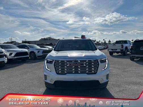 2024 GMC Acadia Denali