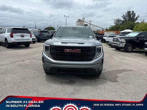 2025 GMC Sierra 1500 Elevation