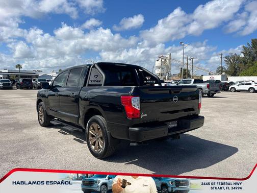 2024 Nissan Titan SV