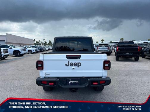 Bright White Clearcoat 2020 Jeep Gladiator Rubicon