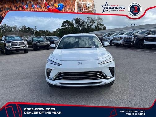 Summit White 2026 Buick Envista Preferred FWD