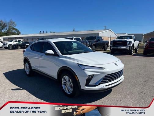 Summit White 2026 Buick Envista Preferred FWD