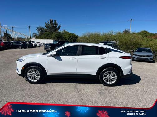 Summit White 2026 Buick Envista Preferred FWD