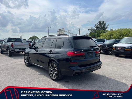 Carbon Black Metallic 2020 BMW X7 M50i