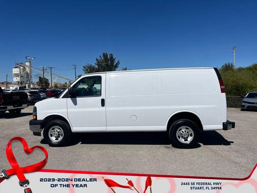 2024 Chevrolet Express 2500 RWD 2500 Regular Wheelbase WT