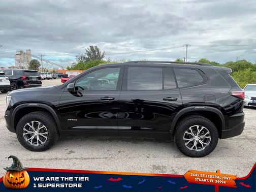 2025 GMC Acadia AWD AT4