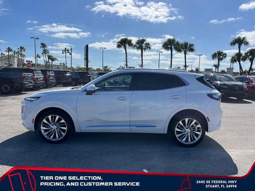 Iridescent White Tricoat 2026 Buick Envision Avenir AWD