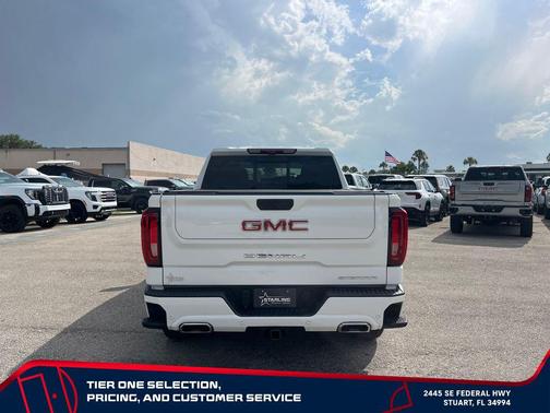 Summit White 2024 GMC Sierra 1500 Denali