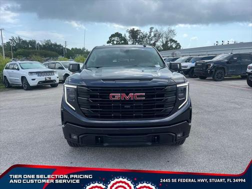 2025 GMC Sierra 1500 Elevation