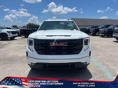 2025 GMC Sierra 1500 Elevation