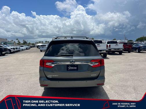 Pacific Pewter Metallic 2018 Honda Odyssey Touring