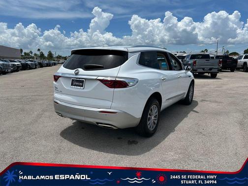 2022 Buick Enclave FWD Essence