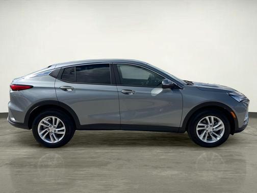 2025 Buick Envista Preferred FWD