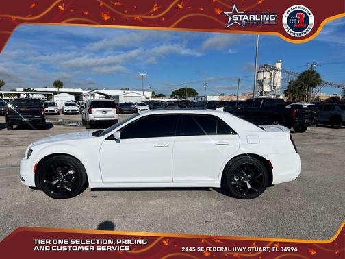 2023 Chrysler 300 S