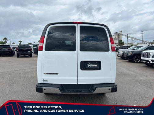 Summit White 2024 Chevrolet Express 3500 RWD 3500 Extended Wheelbase LT