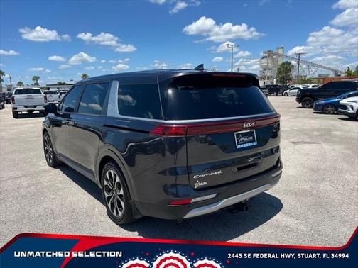 2022 Kia Carnival EX