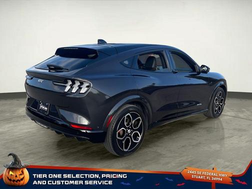 2022 Ford Mustang Mach-E GT