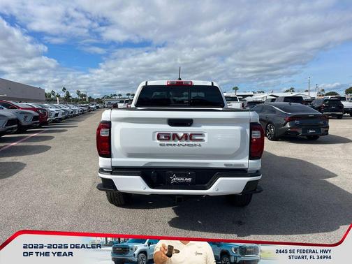 2026 GMC Canyon Elevation