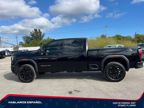 Onyx Black 2026 GMC Sierra 2500 AT4