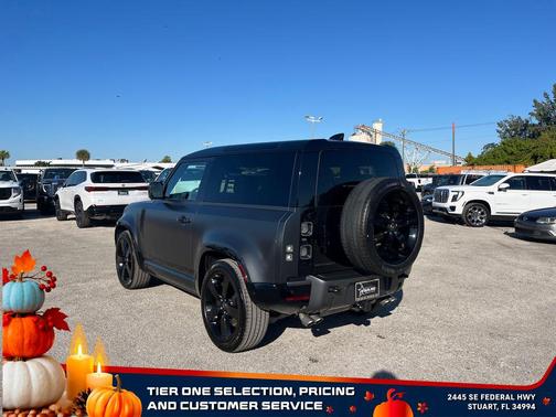 2023 Land Rover Defender 90 Carpathian Edition