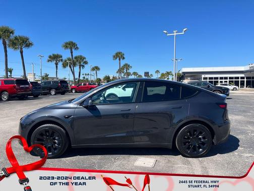 2024 Tesla Model Y Long Range Single Motor Rear-Wheel Drive