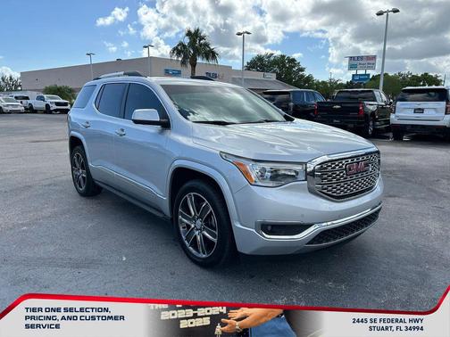 2017 GMC Acadia Denali