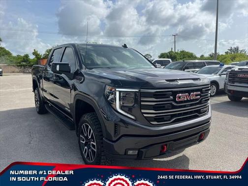 2025 GMC Sierra 1500 AT4