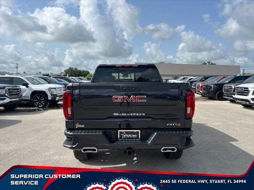 2025 GMC Sierra 1500 AT4