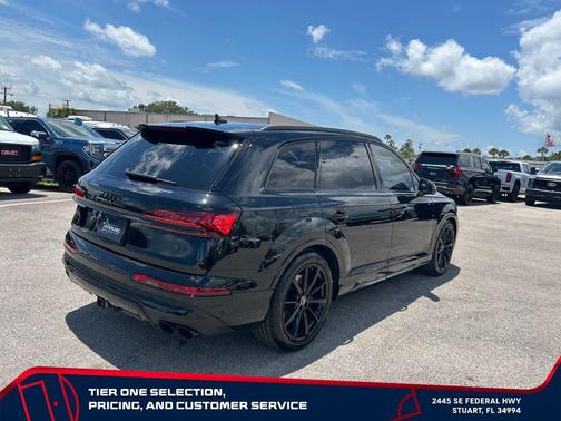 Mythos Black Metallic 2023 Audi SQ7 4.0T Premium Plus