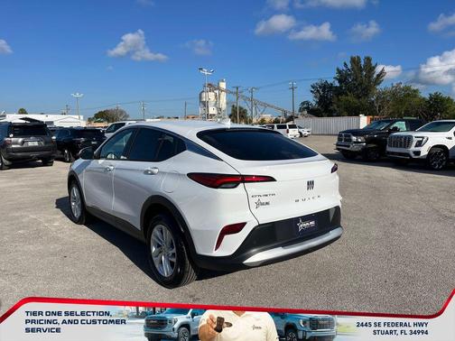 Summit White 2026 Buick Envista Preferred FWD