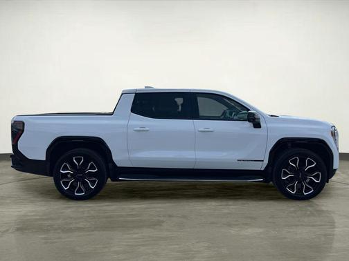 2025 GMC Sierra EV Extended Range Denali